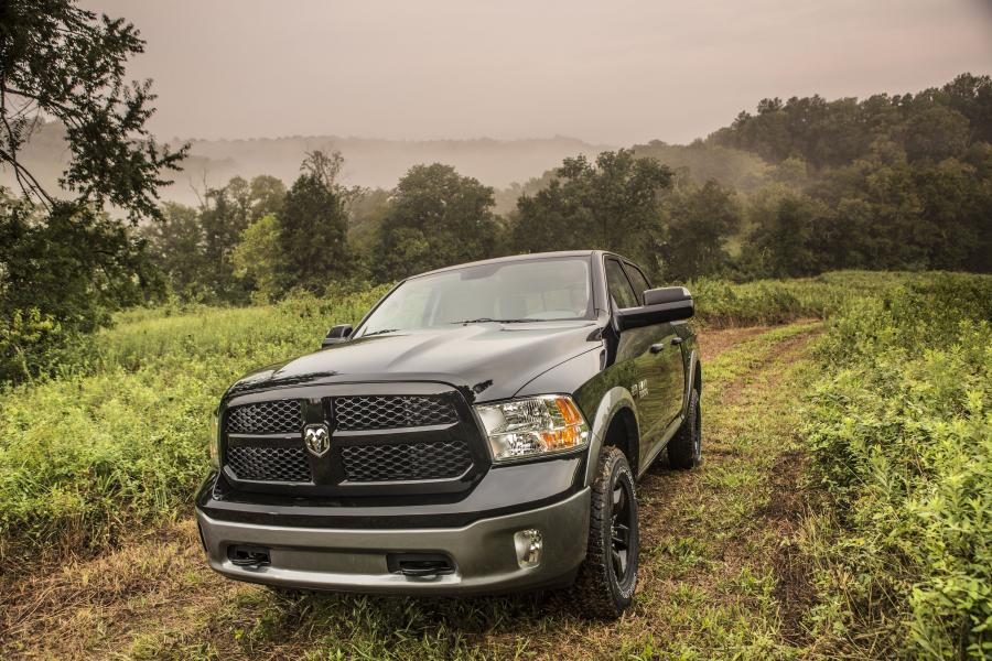  Dodge Ram 1500 OutDoorsman Crew Cab 2013 года  (фото 4 из 4)